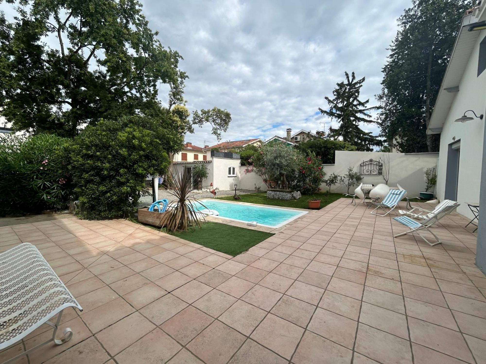 Villa Rose Toulouse Exteriör bild